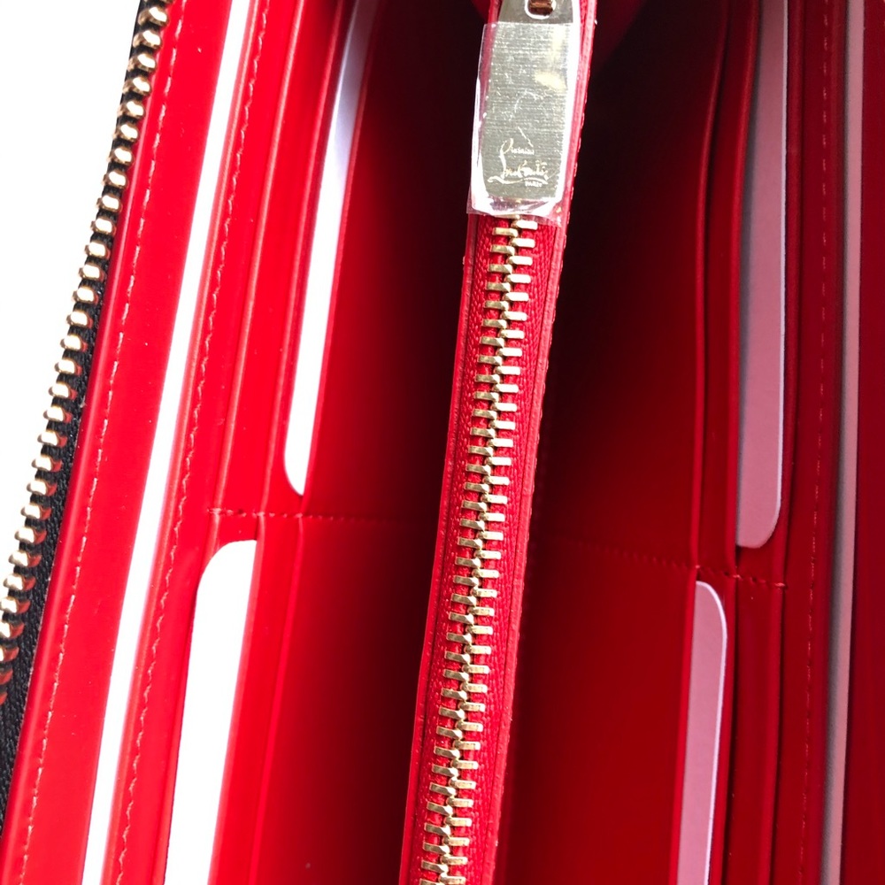 CHRISTIAN LOUBOUTIN-AUTHENTIC NWT Spike WALLET - Picture 3 of 15